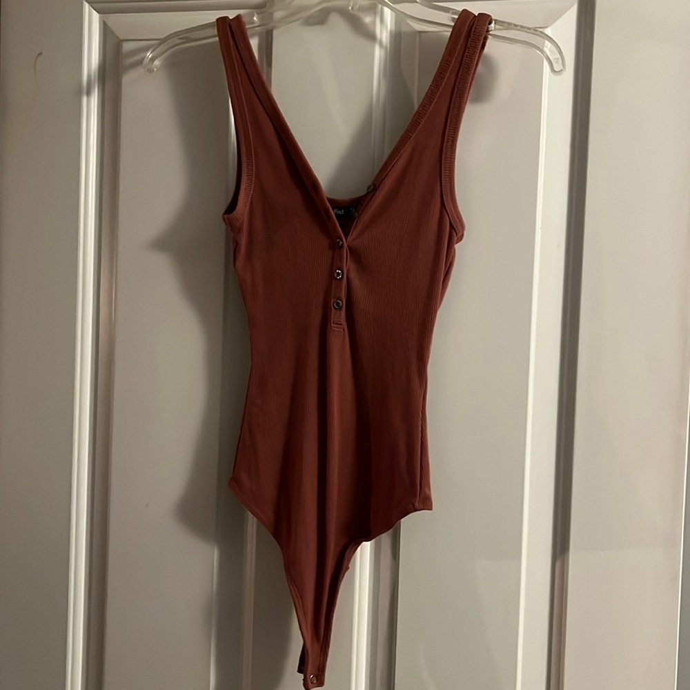 Ribbed Abercrombie and Fitch button up body suit tank top